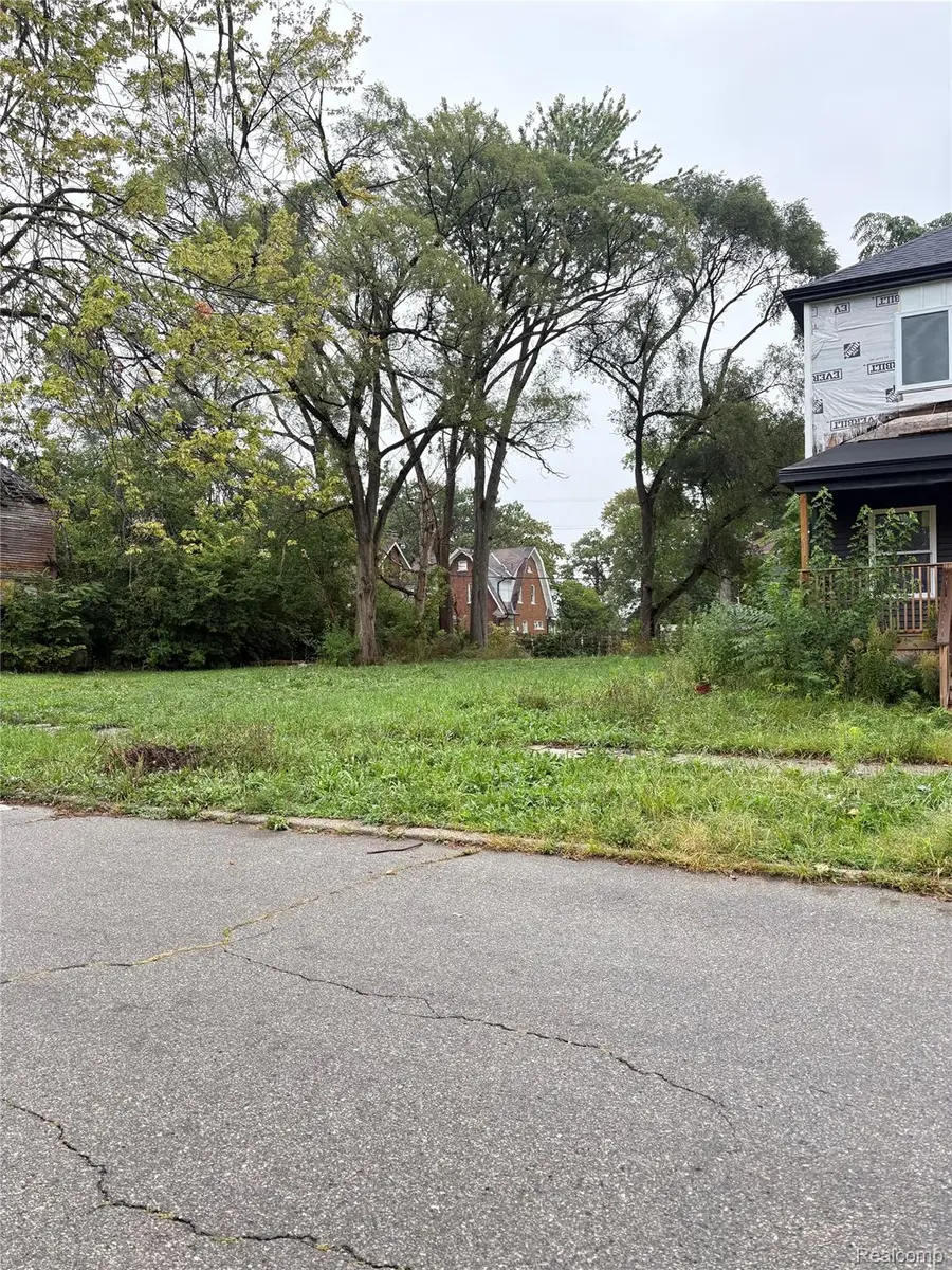 4770 Seminole Street, Detroit, MI 48214 - #3