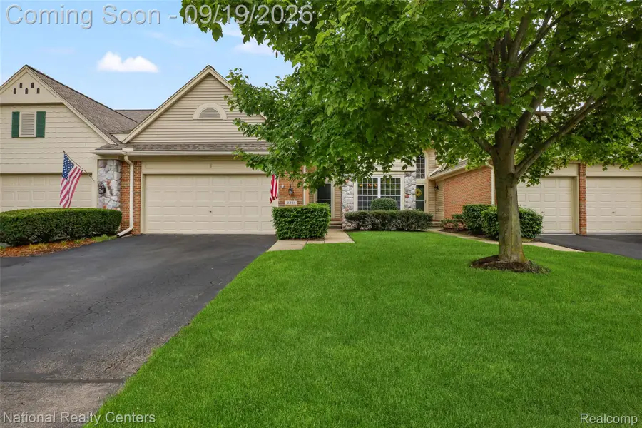 2241 Hogan Way N #117, Canton, MI 48188 - #2