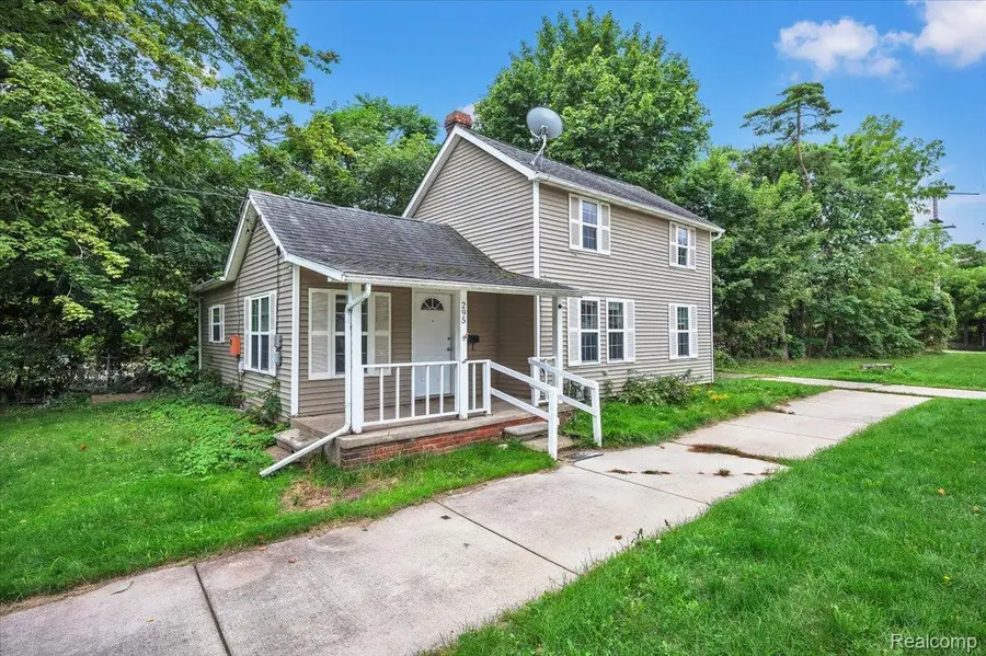 295 W 3rd Street, Imlay City, MI 48444 - #2