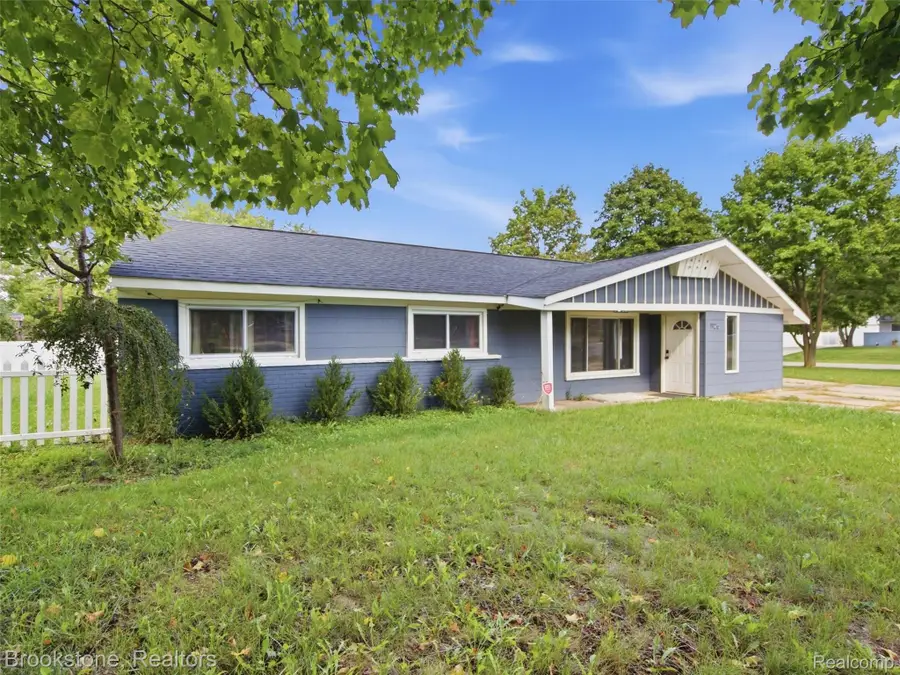 1926 Swaranne Drive, West Bloomfield, MI 48324 - #2