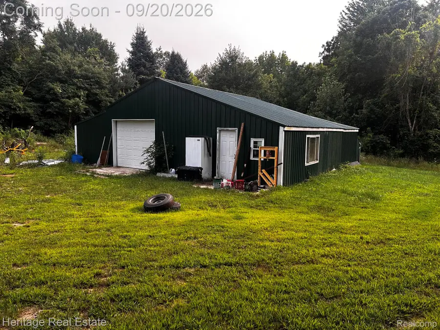 3337 Le Valley Road, Columbiaville, MI 48421 - #3