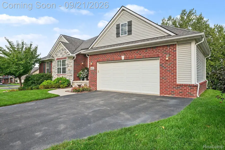 821 Snyder Street, Oxford, MI 48371 - #3