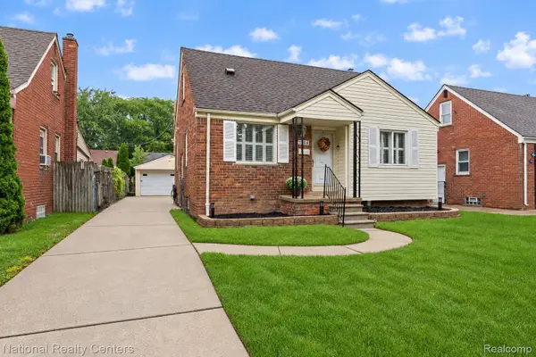 1844 Mclain Avenue, LincolnPark, MI 48146