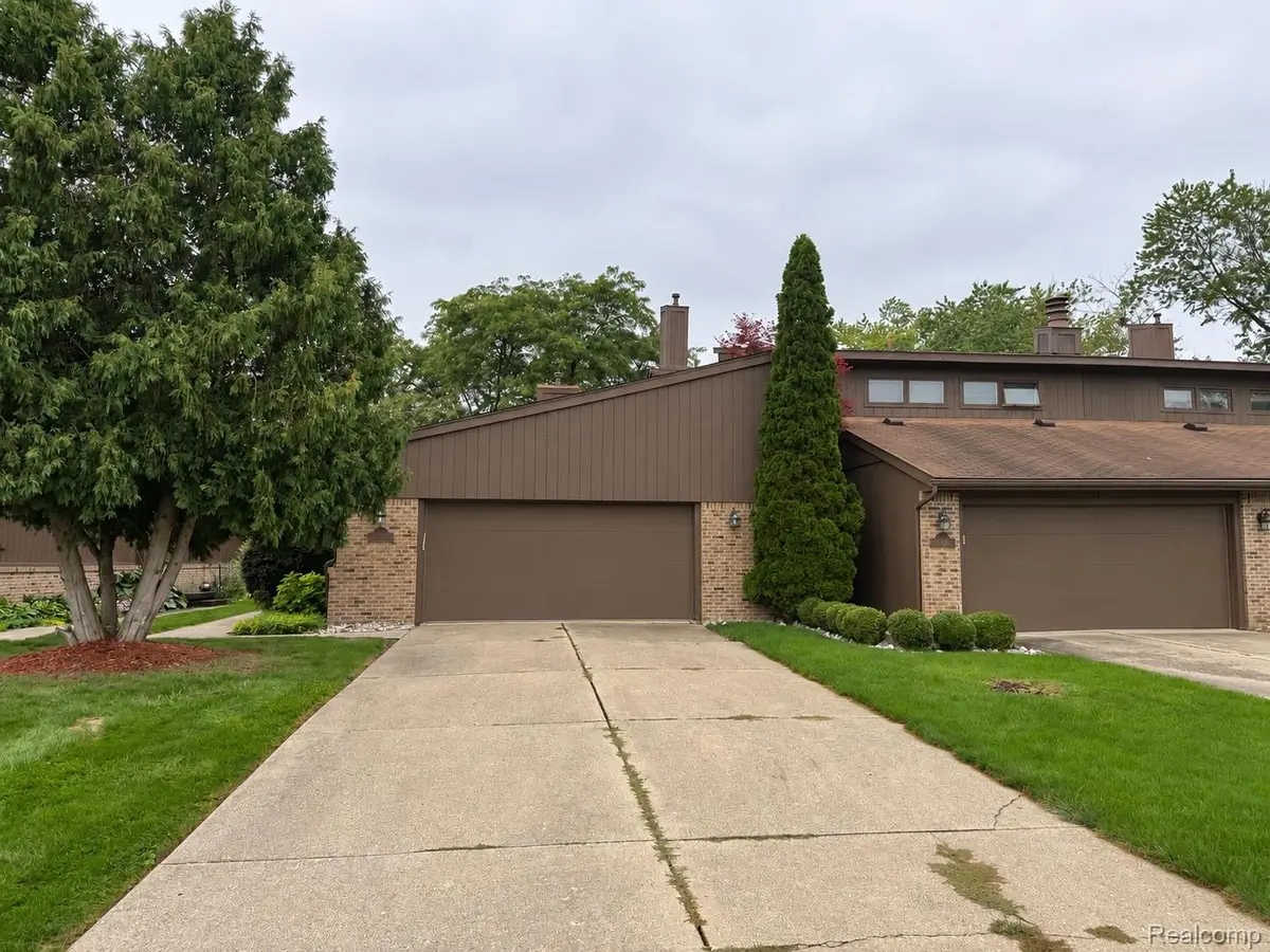 112 Riverview Boulevard, Flushing, MI 48433 - #1