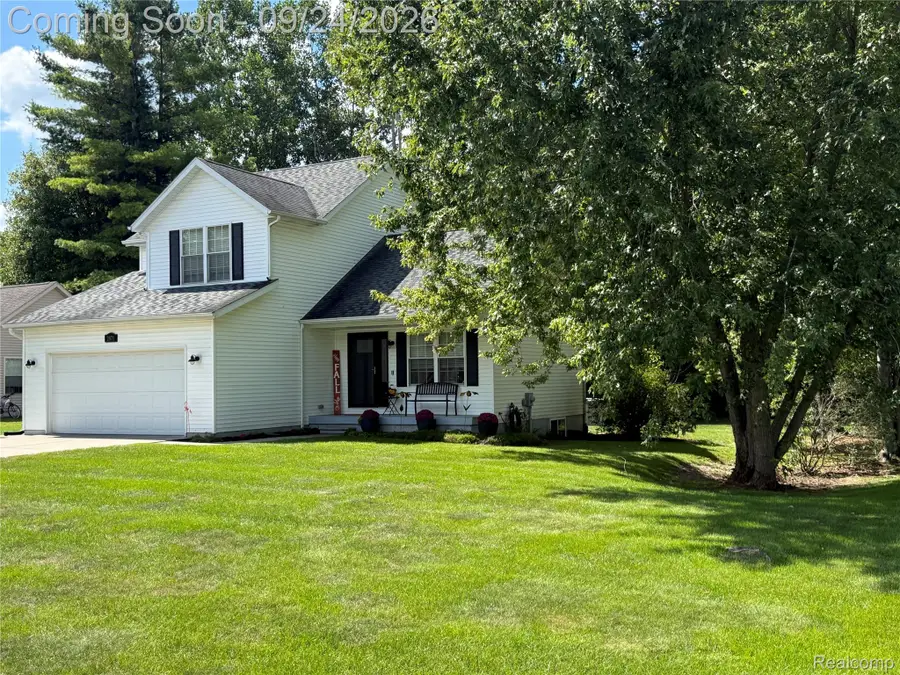 2071 Edward Lane E, Kimball, MI 48074 - #2