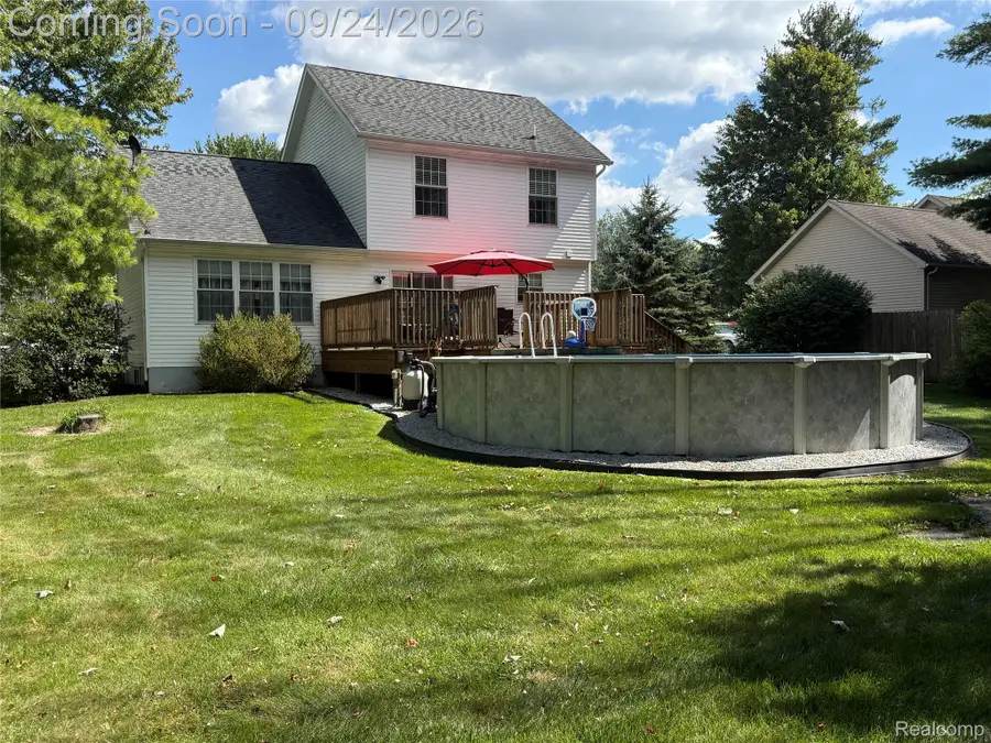2071 Edward Lane E, Kimball, MI 48074 - #3