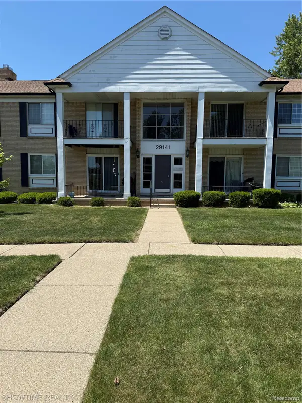 29141 Hayes Road, Warren, MI 48088