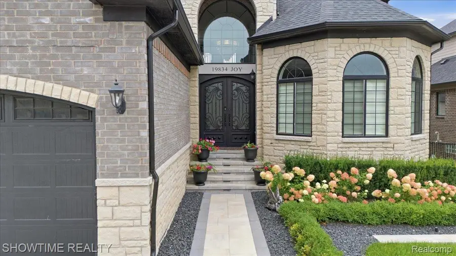 19834 Joy Drive, Macomb, MI 48042 - #3