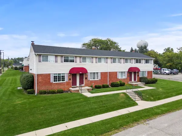 425 Donavan Street, SouthLyon, MI 48178