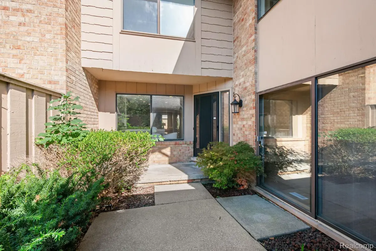 7137 Pebble Park Drive, West Bloomfield, MI 48322 - #1