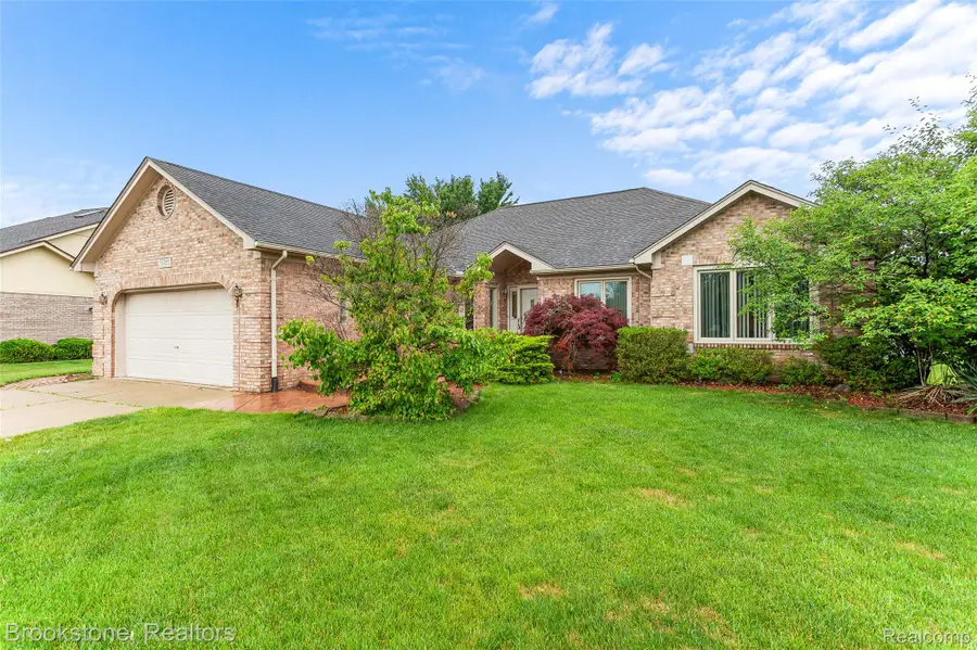 53725 Arabian Trail, Macomb, MI 48042 - #3