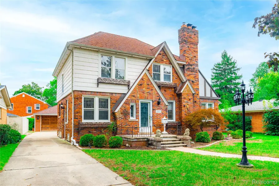 2032 S Trenton Drive, Trenton, MI 48183 - #2