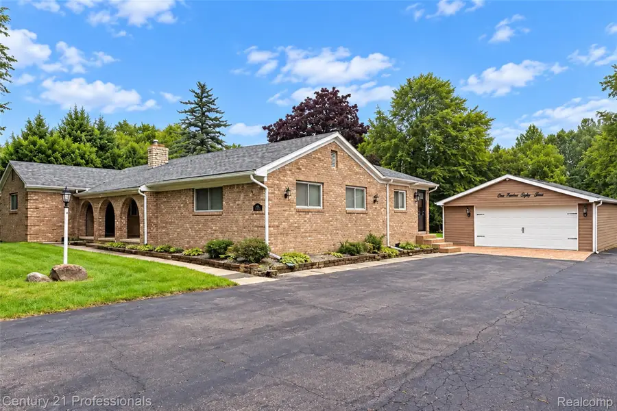 1466 N Beck Road, Canton, MI 48187 - #2