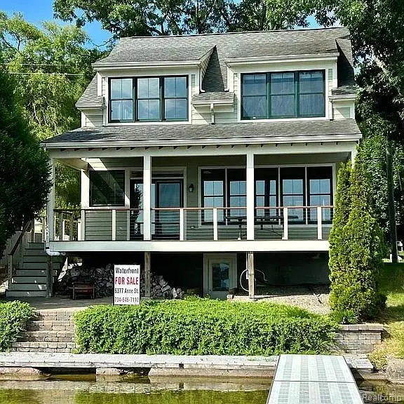 9377 Anne Street, Pinckney, MI 48169