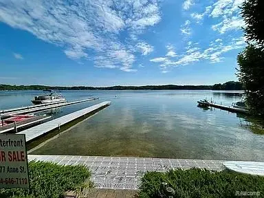 9377 Anne Street, Pinckney, MI 48169 - #2
