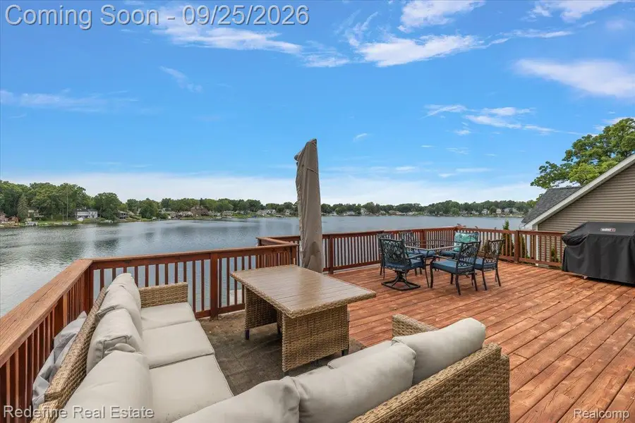 6186 Fonda Lake Drive, Brighton, MI 48116 - #3