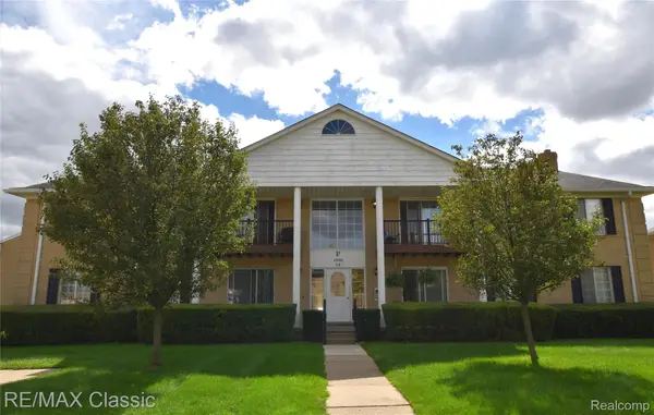 11820 Seaton Drive, SterlingHeights, MI 48312