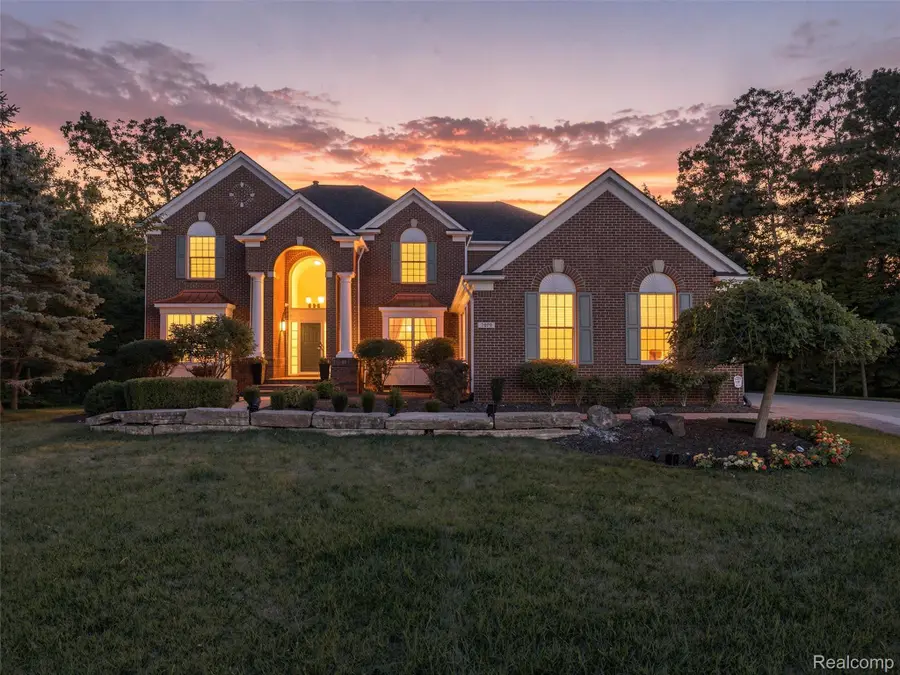 7079 Chatham Court, West Bloomfield, MI 48322 - #2