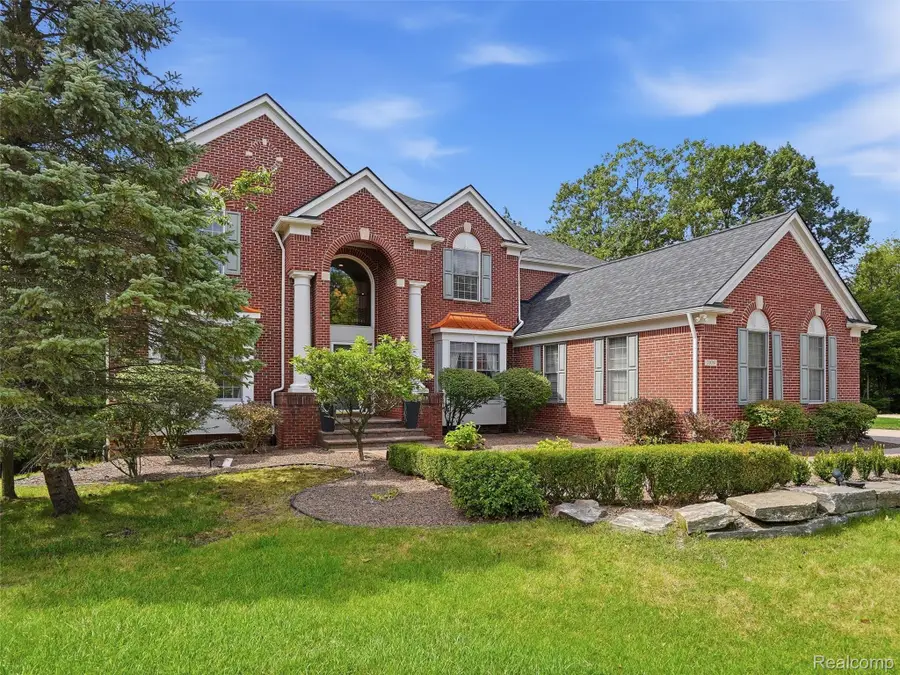 7079 Chatham Court, West Bloomfield, MI 48322 - #3