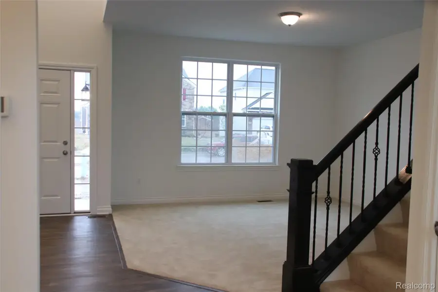 1062 Forest Bay Drive, Waterford, MI 48328 - #3