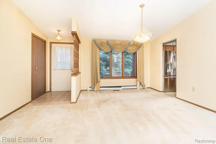 2297 London Bridge Drive #25, Rochester Hills, MI 48307 - #2