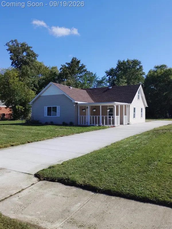 29240 Mcdonald Street, Roseville, MI 48066