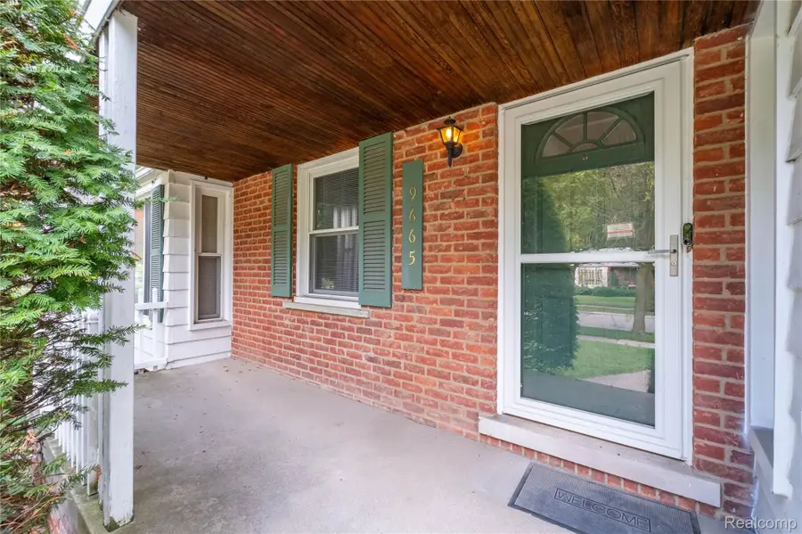 9665 Arcola Street, Livonia, MI 48150 - #3