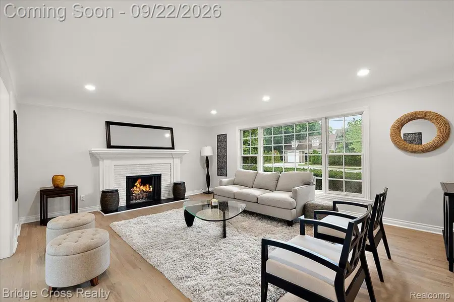 330 N Cranbrook Cross Road, Bloomfield, MI 48301 - #3