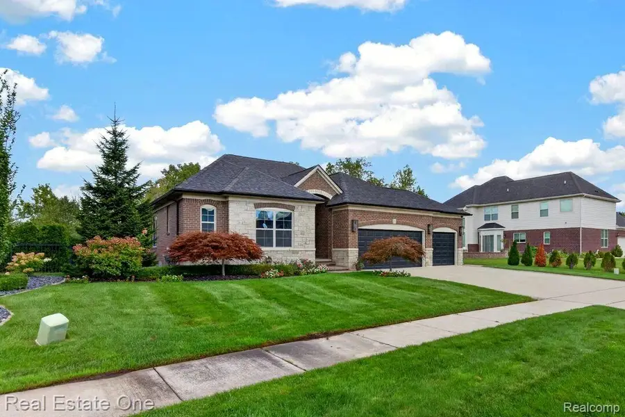 2034 Osprey, Troy, MI 48083 - #2