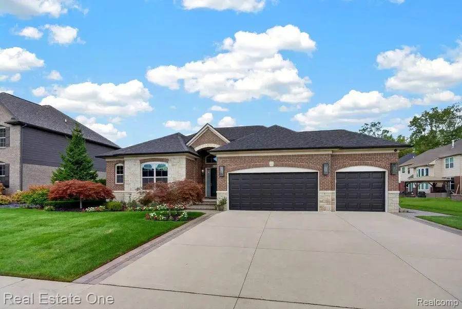 2034 Osprey, Troy, MI 48083 - #3