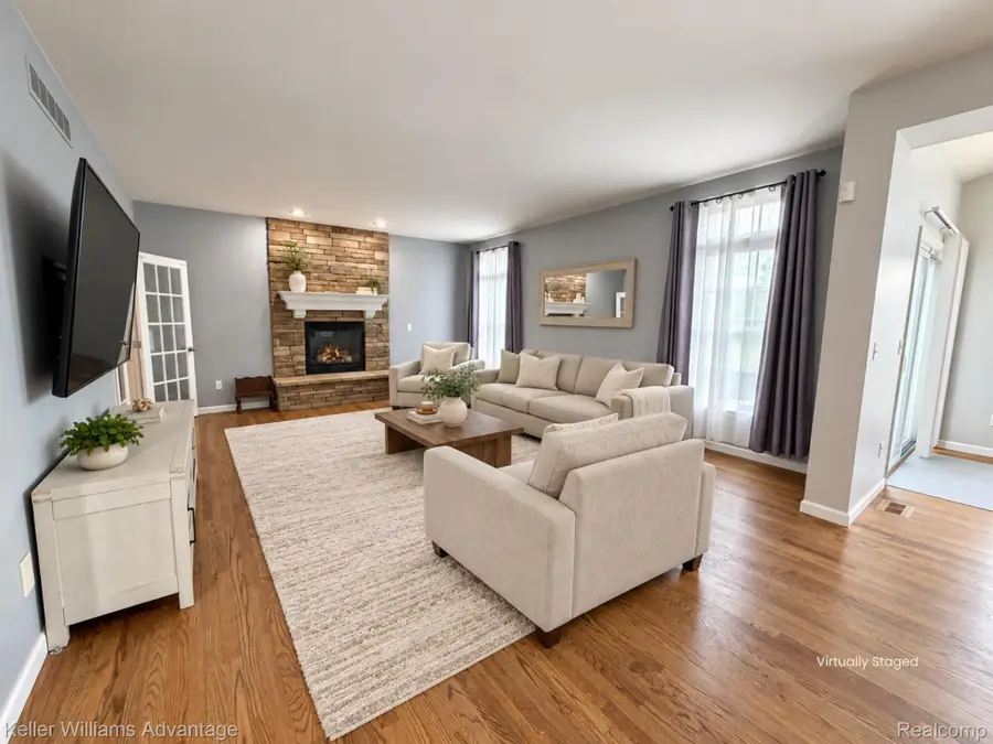 26123 Cornell Drive, Lyon, MI 48178 - #3