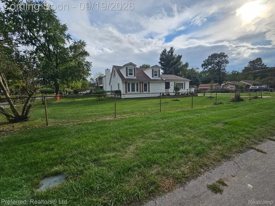 35621 Florence Street, Westland, MI 48185 - #2