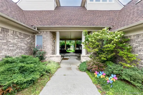 871 Brandon Avenue #21, Pontiac, MI 48340