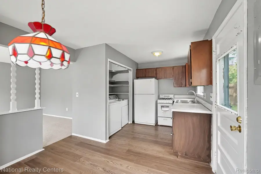 1069 Urbancrest Drive, Troy, MI 48083 - #3