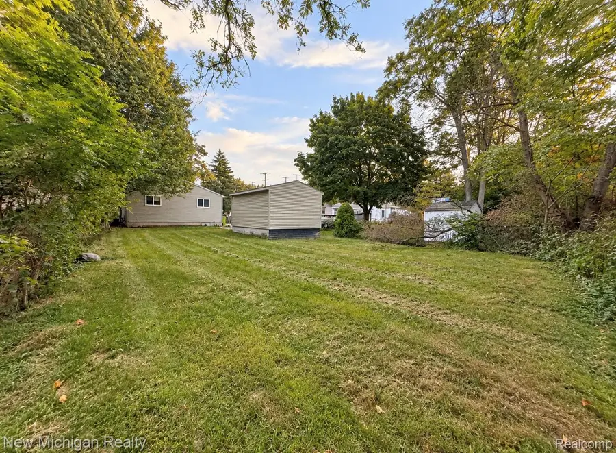 7459 Wade Street, Swartz Creek, MI 48473 - #3