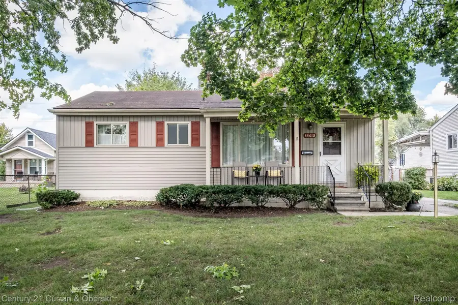 33618 Donnelly Street, Garden City, MI 48135 - #3