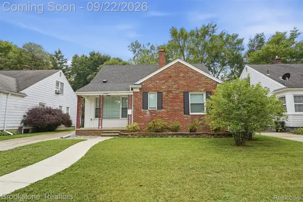 14085 Lincoln Street, OakPark, MI 48237