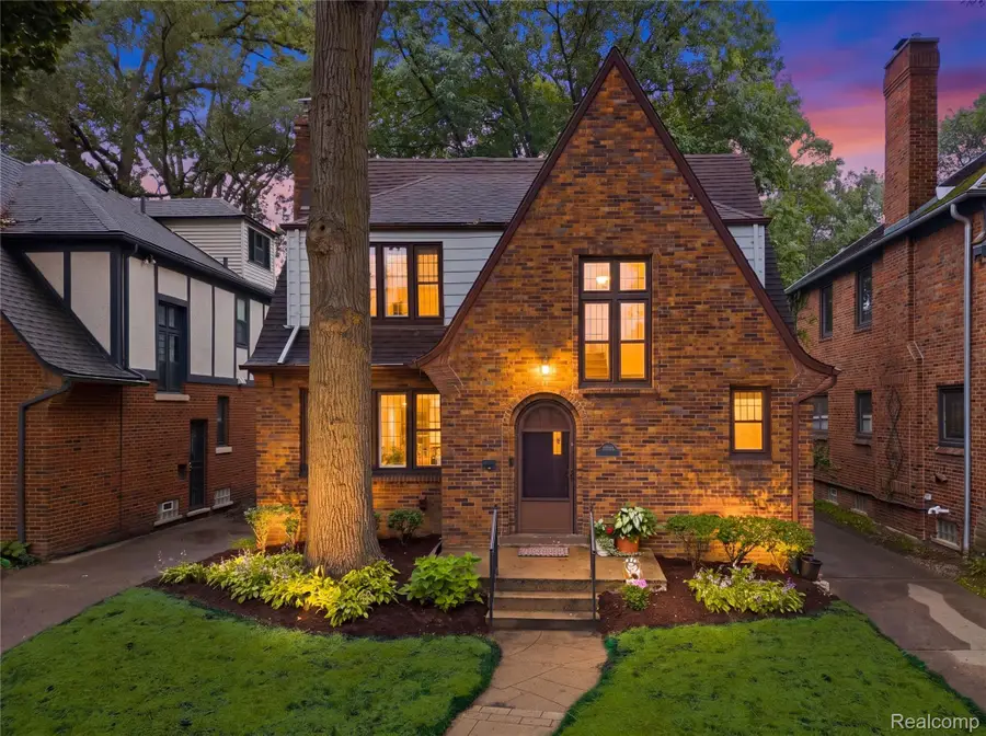 20436 Briarcliff Road, Detroit, MI 48221 - #2