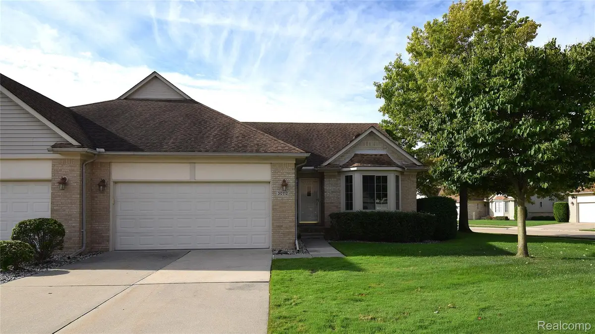 30112 Raintree Circle, Chesterfield, MI 48047 - #1