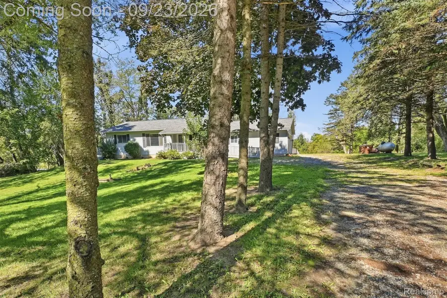 4238 Norton Road, Howell, MI 48843 - #2