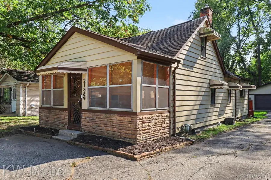 21389 Duns Scotus Street, Southfield, MI 48075 - #3