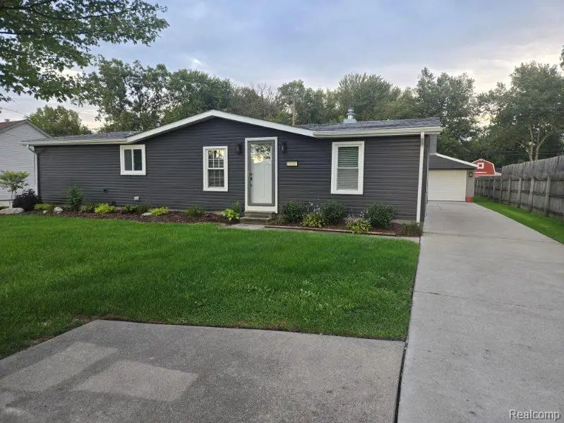 10681 Katherine Street, Taylor, MI 48180 - #2