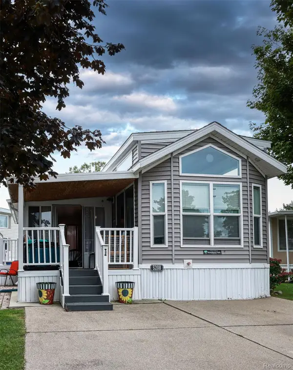 5208 Saratoga Lane, Lexington, MI 48450