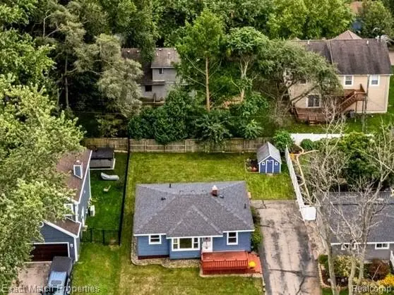 6639 Buckland Avenue, West Bloomfield, MI 48324 - #2