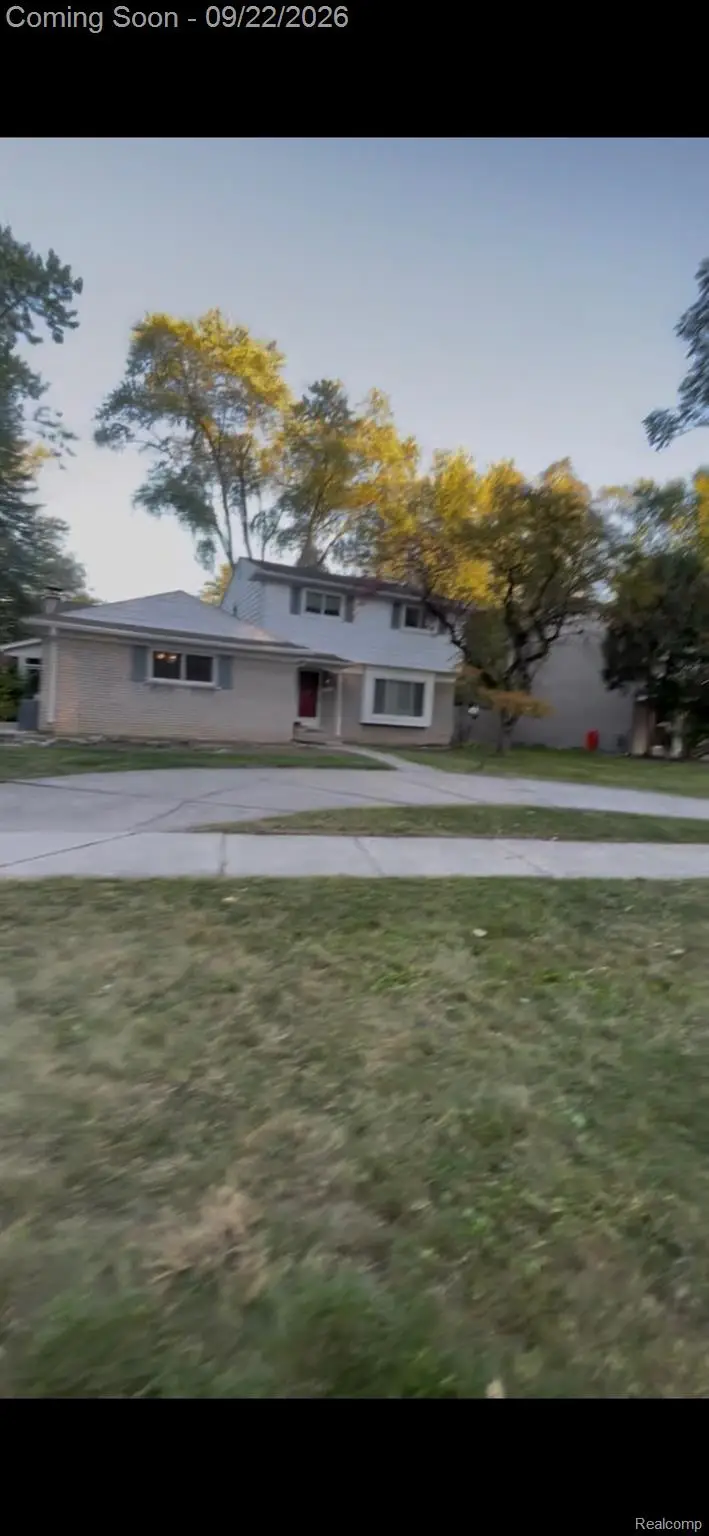 30050 Pleasant Trail, Southfield, MI 48076 - #3
