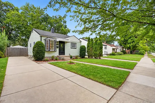 27425 Osmun Street, MadisonHeights, MI 48071