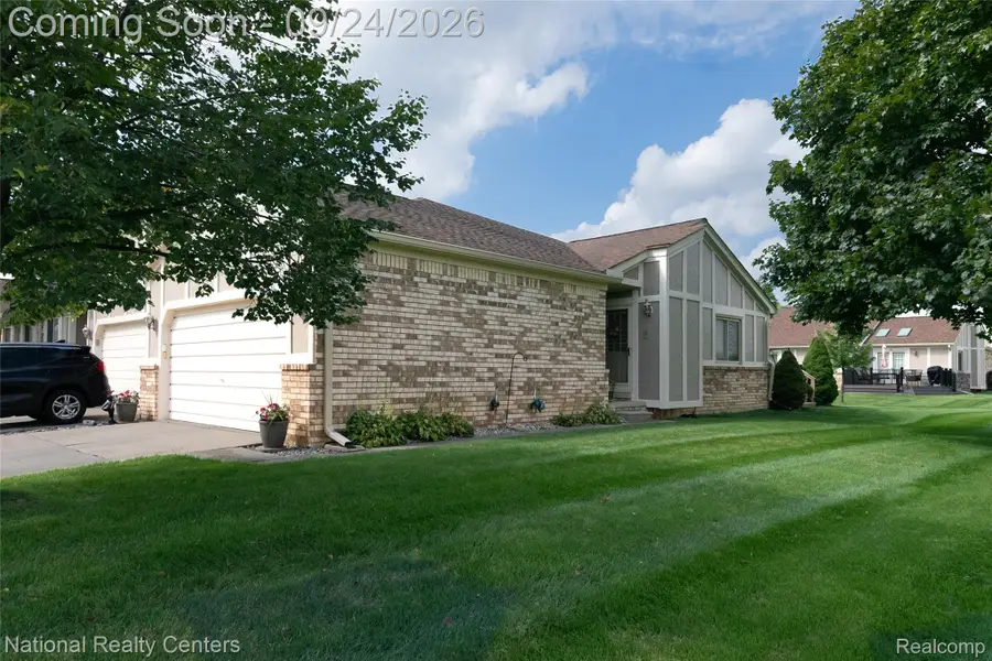 42186 Blossom Lane #40, Clinton, MI 48038 - #2