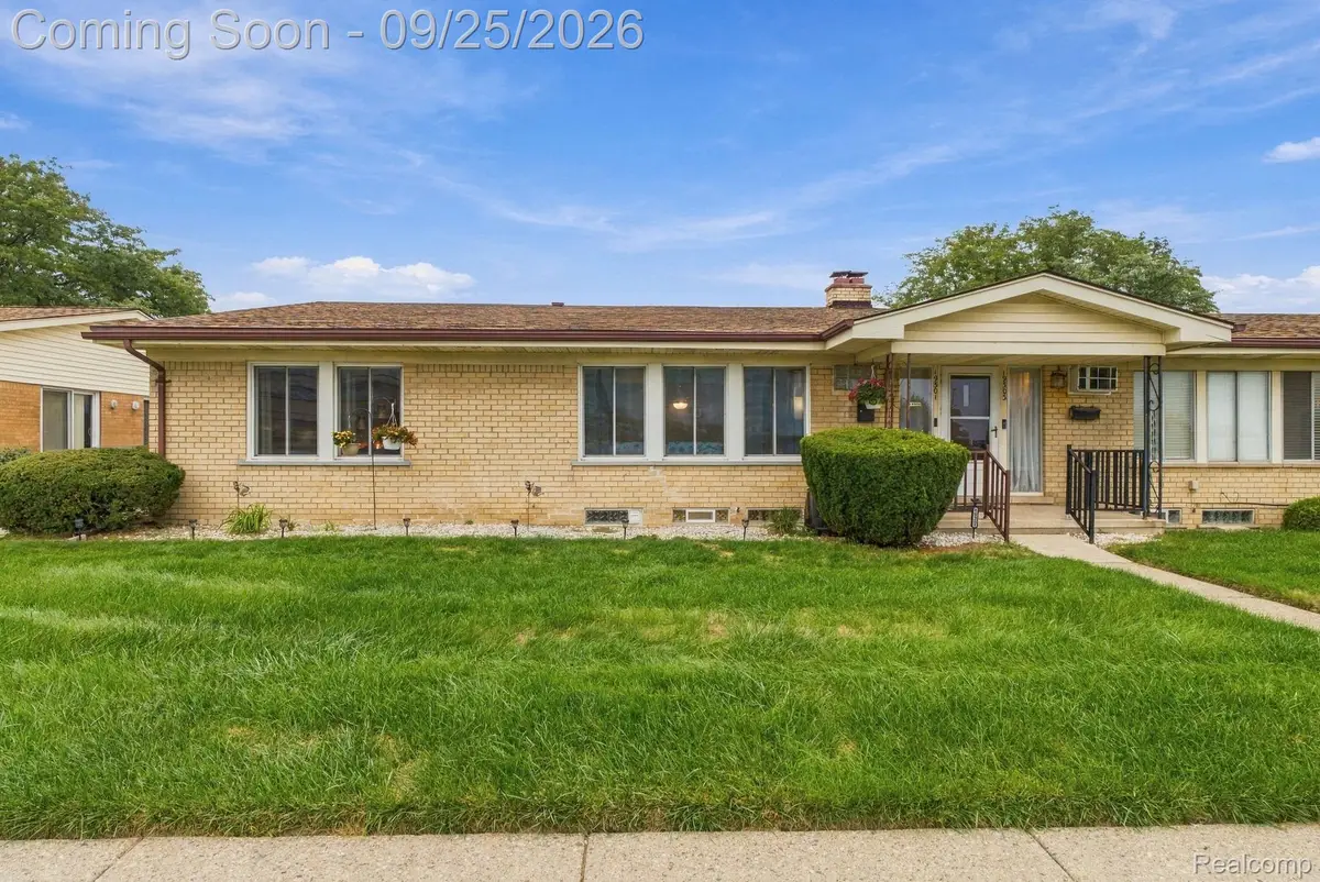 19301 E 13 Mile Road #38, Roseville, MI 48066 - #1