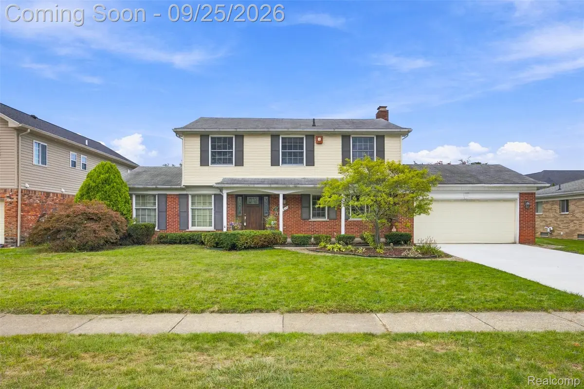 1615 N Evangeline Street, Dearborn Heights, MI 48127 - #1