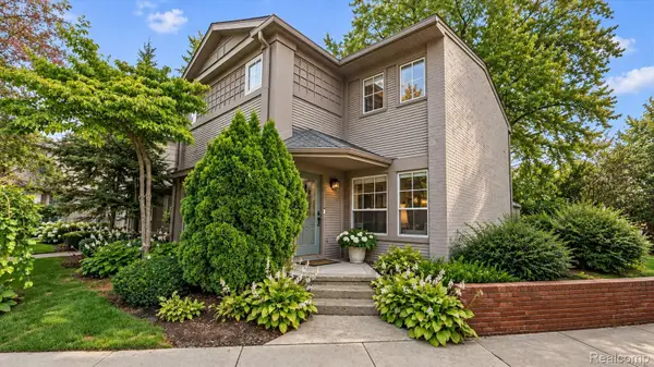 1051 N Old Woodward Avenue, Birmingham, MI 48009